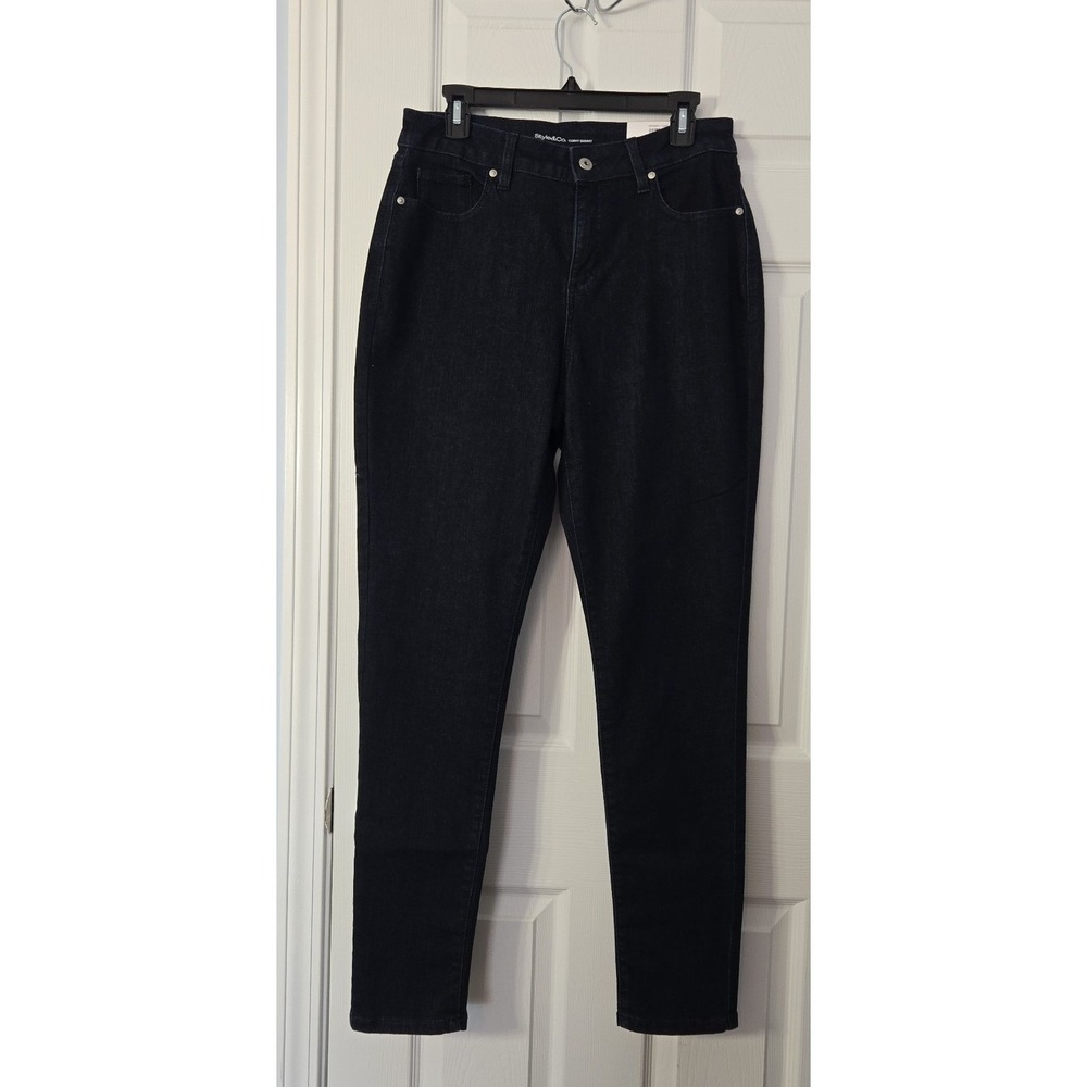 Style&Co Womans Jeans New with tags Size 10L Curvy‎ Skinny Fit.